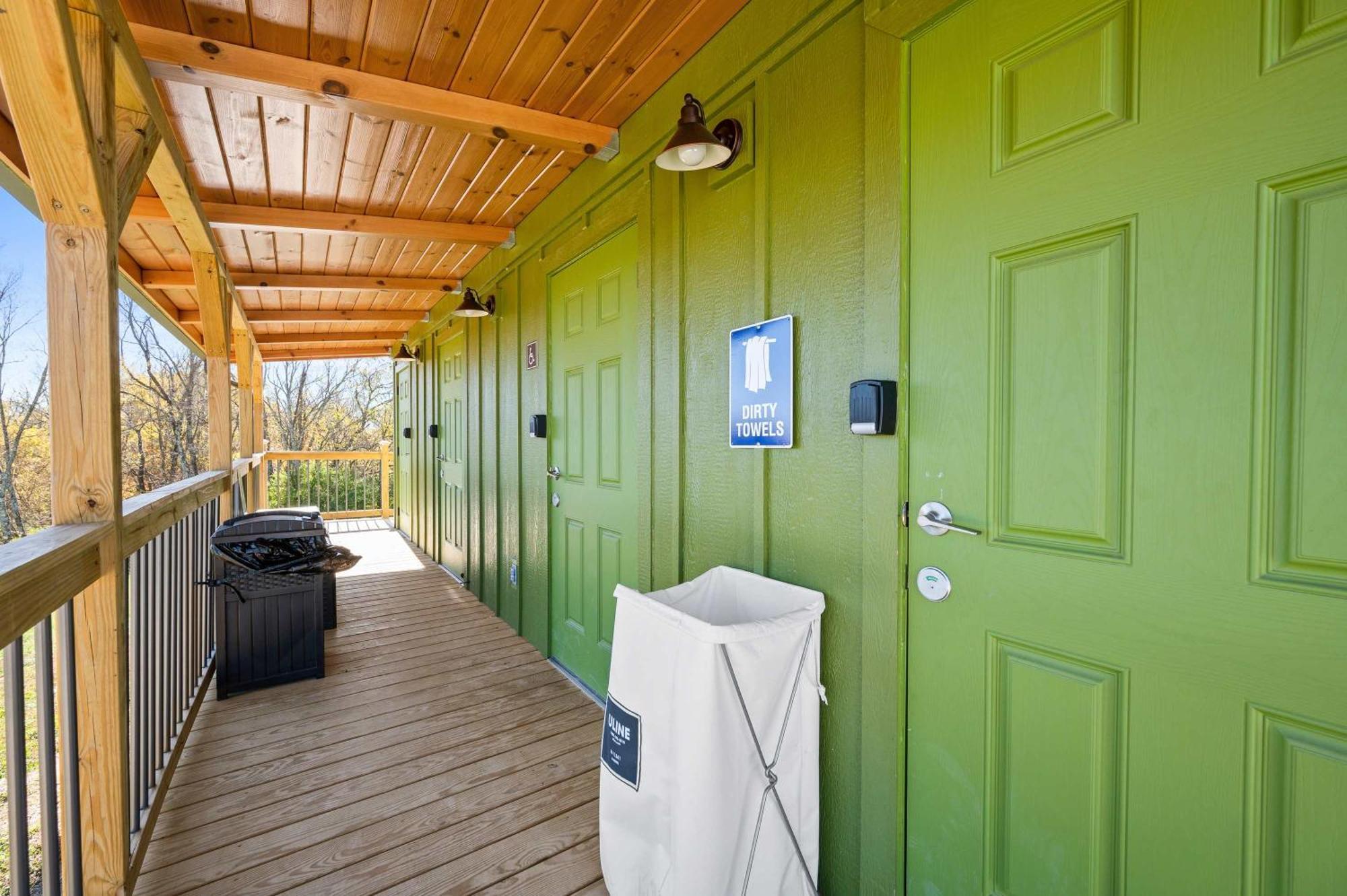 The At Eden Reserve - Safari Tents Campismo de Luxo